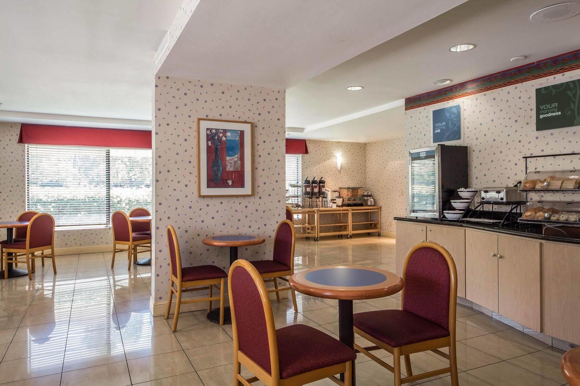 Comfort Inn Silicon Valley East Fremont Zewnętrze zdjęcie